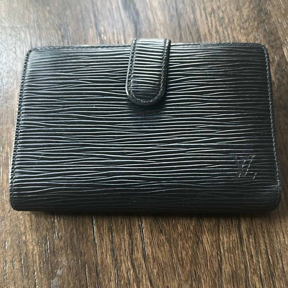 Authentic Louis Vuitton Epi Porte Monnaie Billets wallet- Navy Blue
